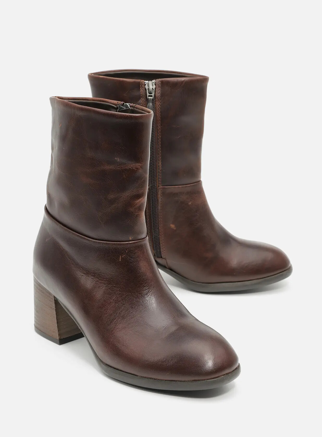 מגפונים מעור - אטלנטה