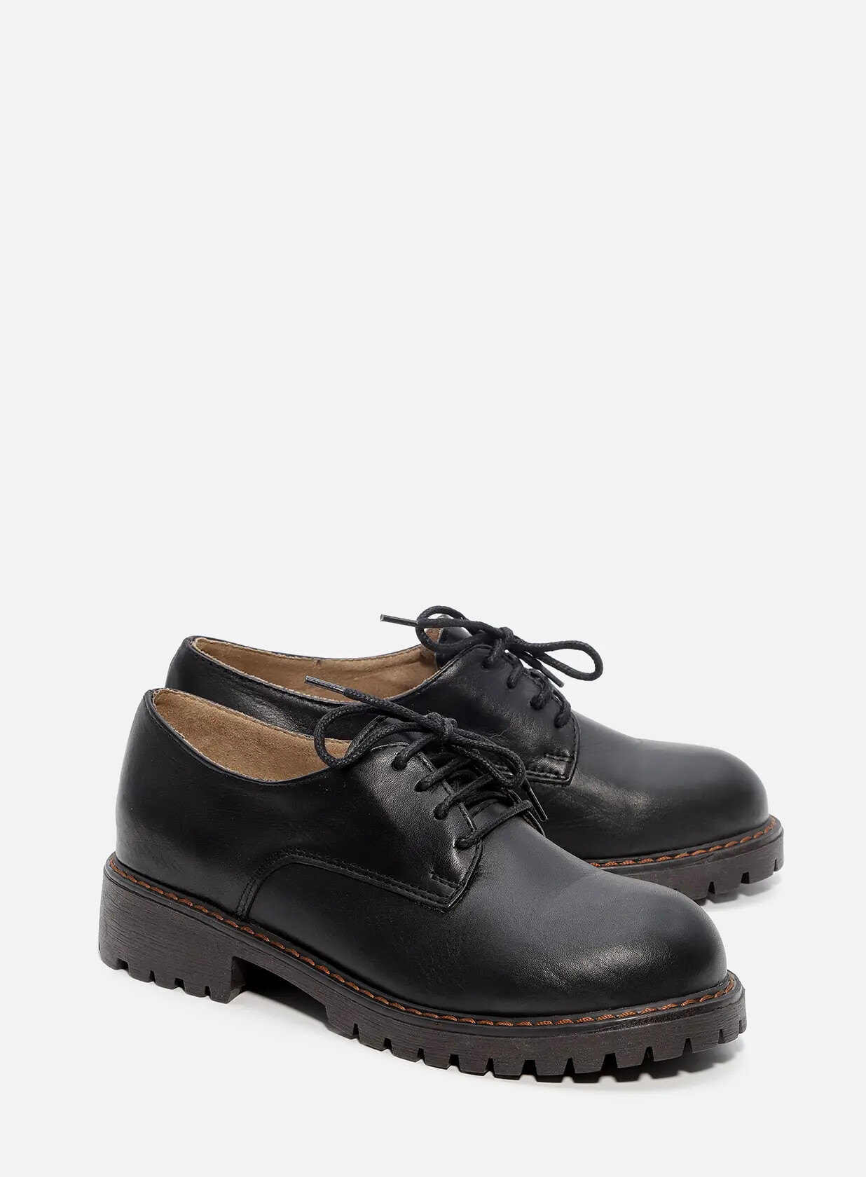 נעליים מעור מבריק - לונדון