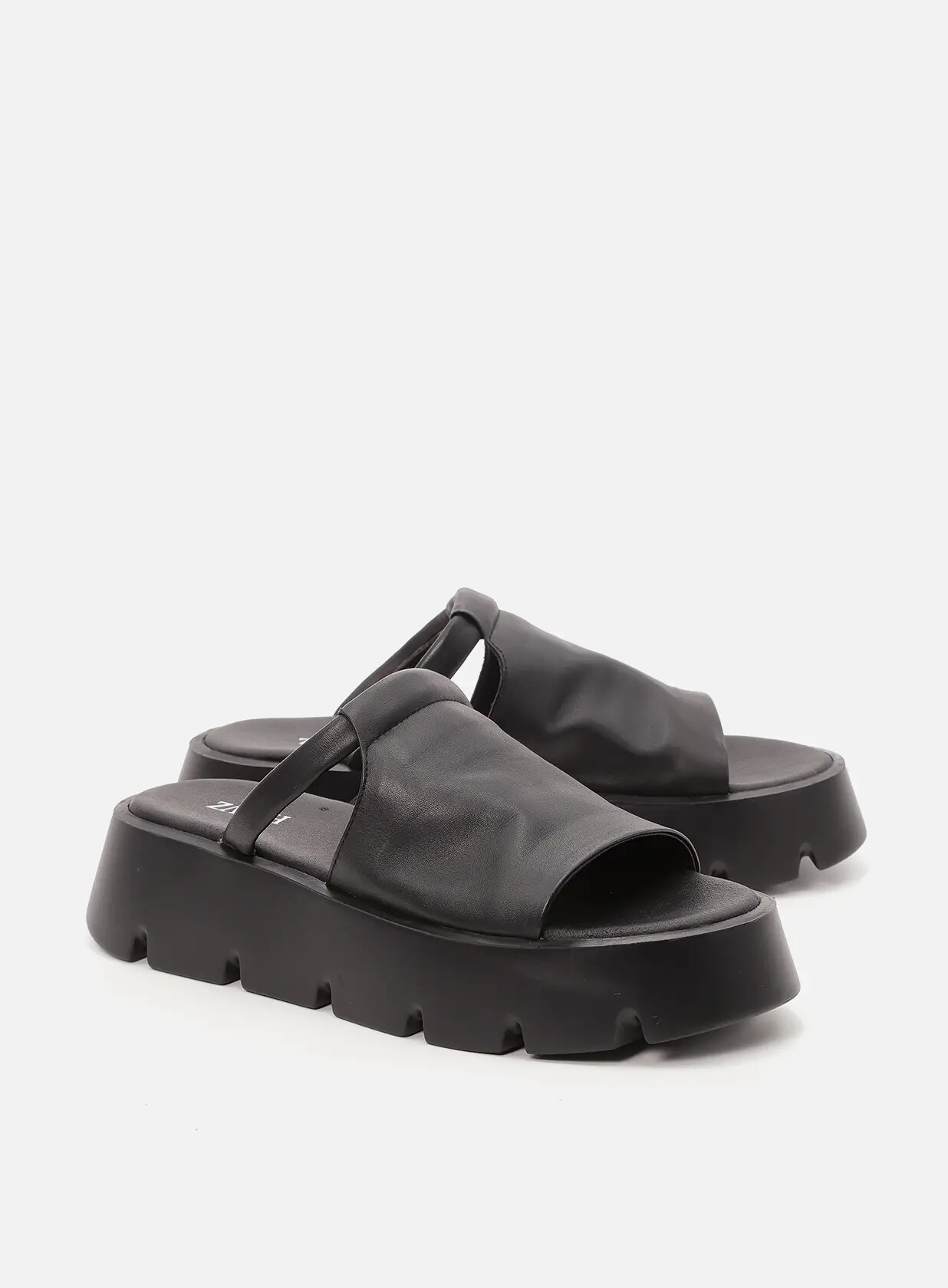 כפכפי פלטפורמה  - Sofia