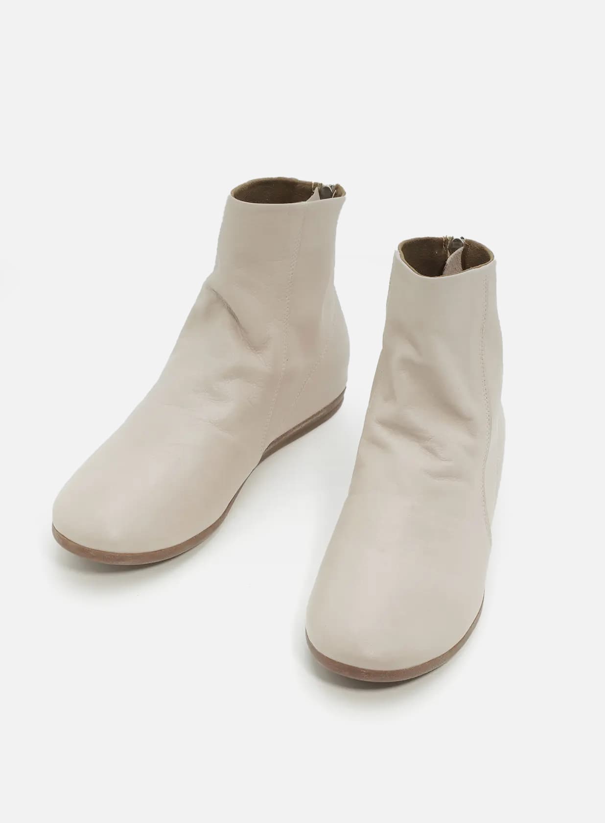 גאיה- מגפון 3/4 קלאסי רוכסן אחורי