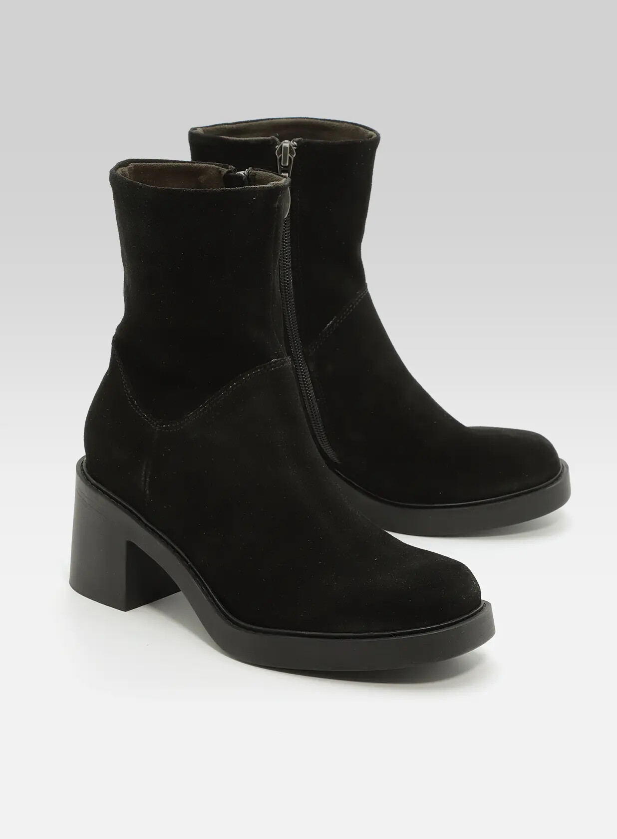 ניצן- מגפון זמש רוכסן