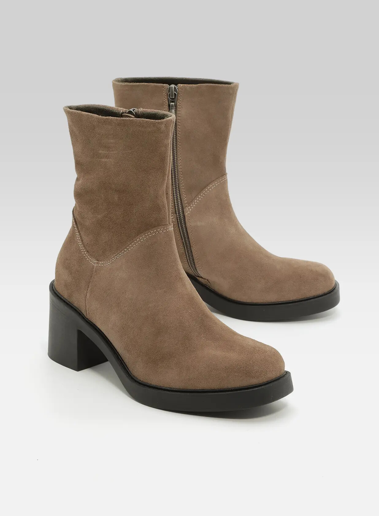 ניצן- מגפון זמש רוכסן