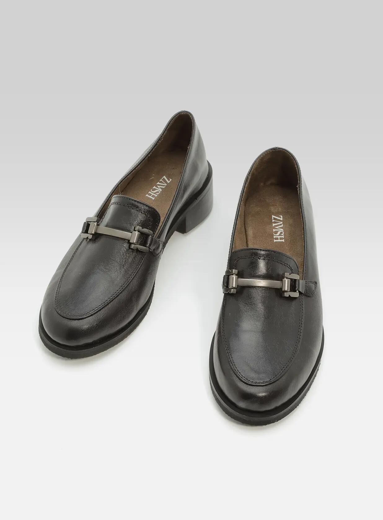 ליאורה-מוקסין מבריק עם קישוט