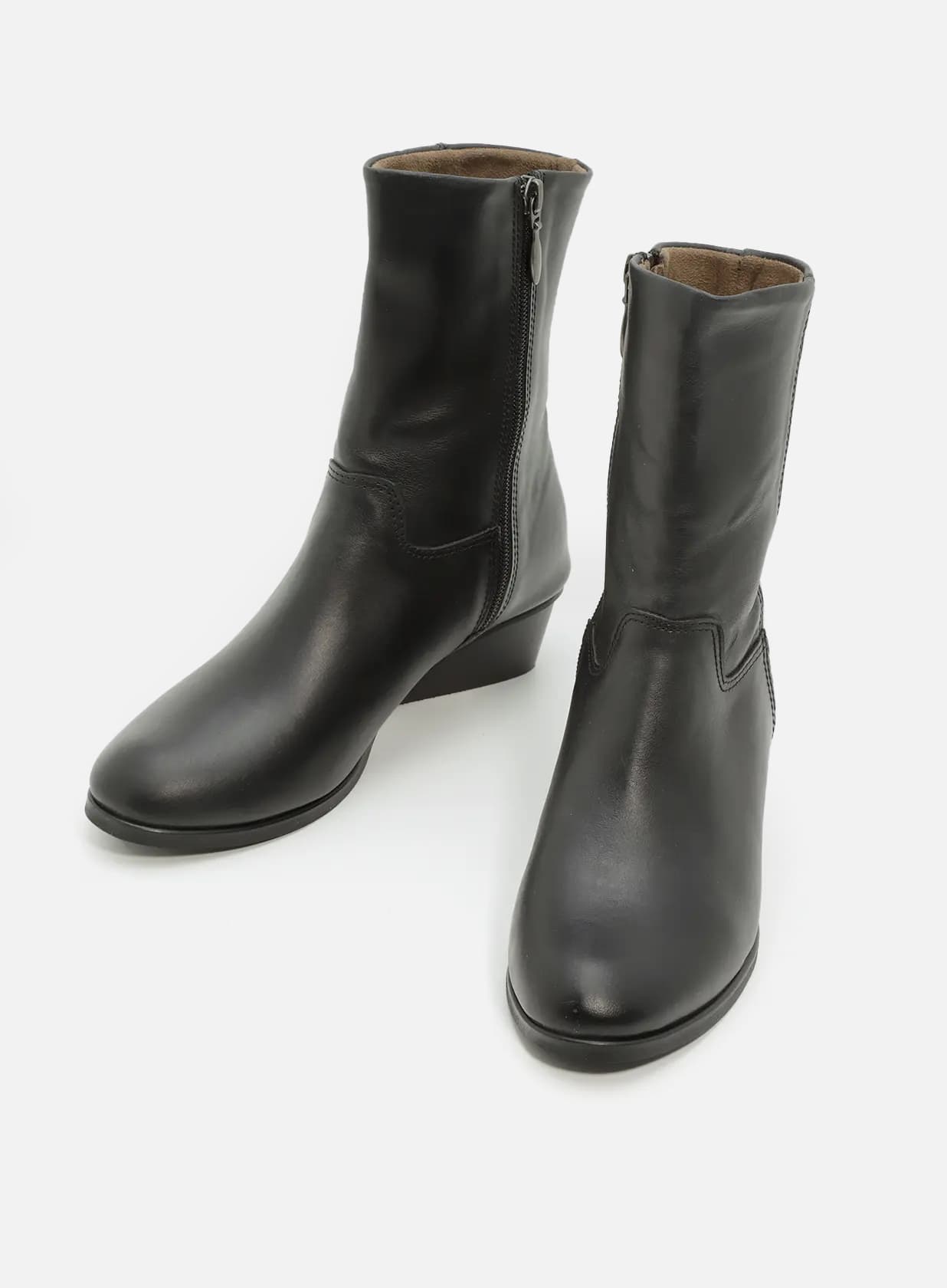 ג'וליה- מגפון מבריק עקב 4