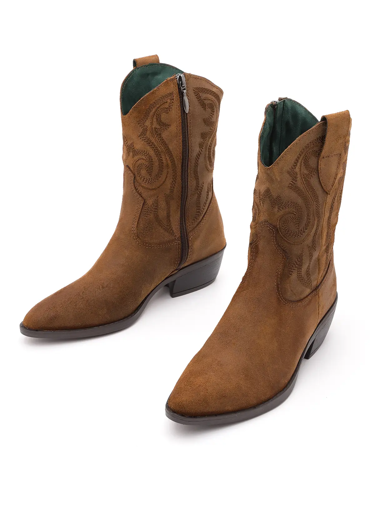 דבי- בוקרים שפאלט ריקמה