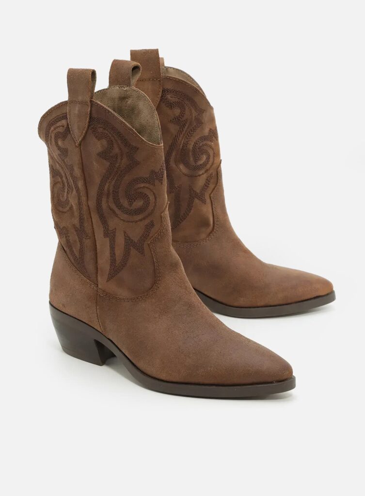 דבי- בוקרים שפאלט ריקמה